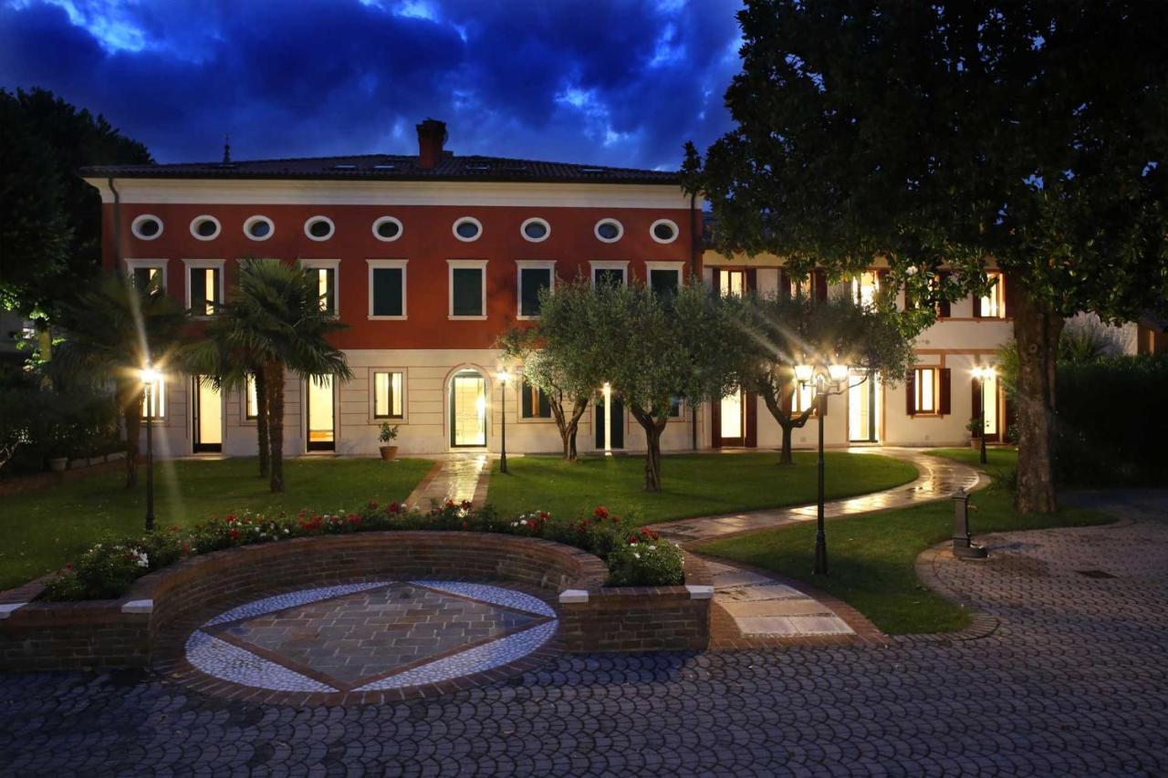 Villa Tiziano Residence Rosà Zewnętrze zdjęcie